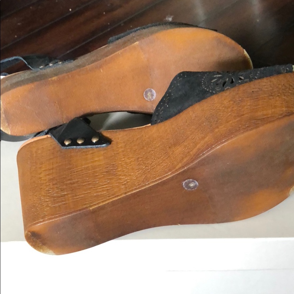 Platform shoes - Picture 6 of 7
